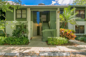 5260 SE Seascape Way, Stuart, FL 34997, Sold 07/02/19