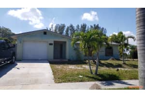 3277 Pinehurst Dr, Lake Worth, FL 33467, Sold 05/15/19