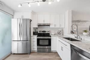 976 Jeffery St, Boca Raton, FL 33487, Sold 06/17/19