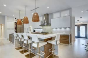7451 NE Bay Isle Ct, Boca Raton, FL 33487, Sold 06/21/19