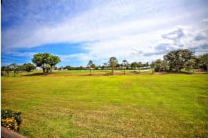 5350 Woodland Lakes Dr, Palm Beach Gardens, FL 33418, Sold 07/03/19