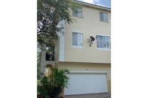2860 S Oasis Dr, Boynton Beach, FL 33426, Sold 06/24/19