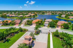 1413 SE Legacy Cove Cir, Stuart, FL 34997, Sold 05/16/19