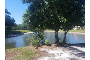 2833 Stoneway Ln APT C, Fort Pierce, FL 34982, Sold 07/05/19