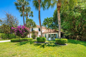 700 NW 7th Ave, Boca Raton, FL 33486, Sold 09/03/19