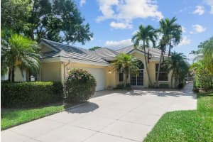 7411 SE Fiddlewood Ln, Hobe Sound, FL 33455, Sold 06/07/19