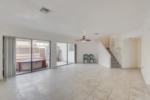 105 Weybridge Cir, Royal Palm Beach, FL 33411, Sold 06/12/19