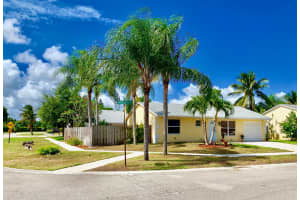 5441 Paper Mill Rd, Lake Worth, FL 33463, Sold 06/12/19