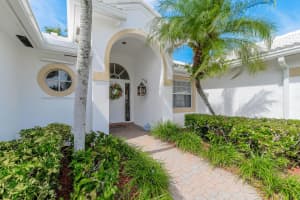 10254 Allamanda Cir, Palm Beach Gardens, FL 33410, Sold 06/28/19