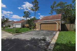 445 Park Forest Way, Wellington, FL 33414, Sold 07/22/19
