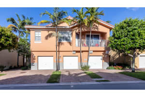 2922 Carvelle Dr, Riviera Beach, FL 33404, Sold 10/31/19