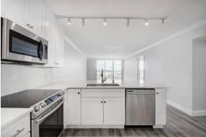 3581 S Ocean Blvd Ph-F, South Palm Beach, FL 33480, Sold 10/07/19