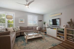 350 NE 3rd St, Delray Beach, FL 33444, Sold 06/28/19