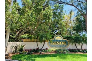 139 N Lakeshore Dr, Hypoluxo, FL 33462, Sold 02/21/20