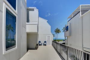 2051 NE Ocean Blvd APT A12, Stuart, FL 34996, Sold 03/24/20