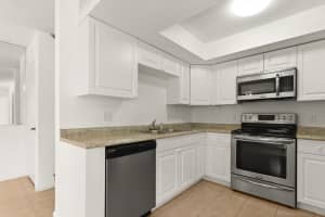 6162 Seven Springs Blvd, Greenacres, FL 33463, Sold 06/14/19