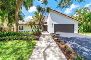 8911 Escondido Way E, Boca Raton, FL 33433, Sold 06/04/19