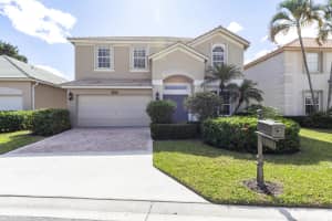 1230 Avondale Ln, West Palm Beach, FL 33409, Sold 09/17/19
