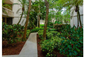 8421 Forest Hills Dr, Coral Springs, FL 33065, Sold 06/19/19