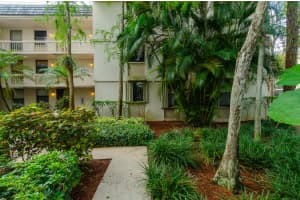 8421 Forest Hills Dr, Coral Springs, FL 33065, Sold 06/19/19