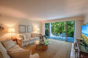 2275 S Ocean Blvd #106n, Palm Beach, FL 33480, Sold 10/30/19