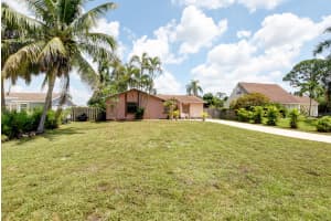 5095 Woodland Dr, Delray Beach, FL 33484, Sold 08/01/19