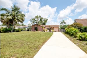 5095 Woodland Dr, Delray Beach, FL 33484, Sold 08/01/19