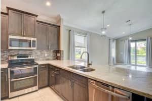 4824 Foxtail Palm Ct, Greenacres, FL 33463, Sold 06/18/19