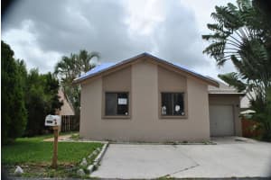 5840 Strawberry Lakes Cir, Lake Worth, FL 33463, Sold 07/10/19