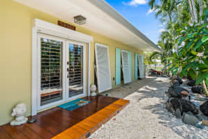 19154 Basin St, Jupiter, FL 33469, Sold 06/28/19