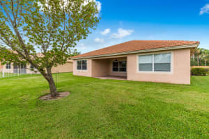 1417 SE Legacy Cove Cir, Stuart, FL 34997, Sold 06/17/19