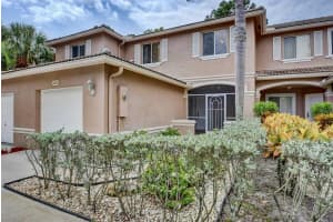 4631 Pinemore Ln, Lake Worth, FL 33463, Sold 07/17/19