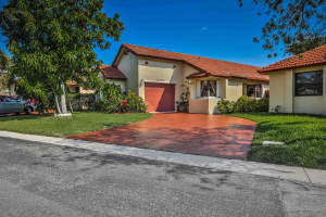 11341 SW 8th Pl, Pembroke Pines, FL 33025, Sold 08/29/19