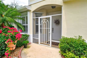 363 South Tangerine Square SW, Vero Beach, FL 32968, Sold 08/26/19