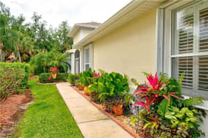 363 South Tangerine Square SW, Vero Beach, FL 32968, Sold 08/26/19