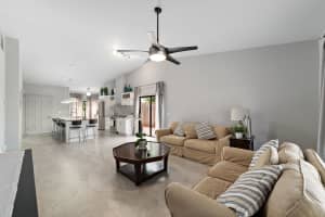 5012 E Lakes Dr, Pompano Beach, FL 33064, Sold 06/28/19