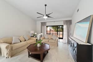 5012 E Lakes Dr, Pompano Beach, FL 33064, Sold 06/28/19