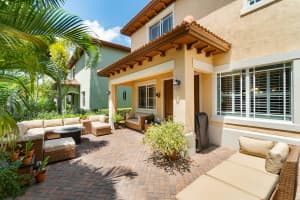 585 NW Dickens Ct, Boca Raton, FL 33432, Sold 09/17/19