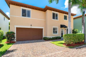 585 NW Dickens Ct, Boca Raton, FL 33432, Sold 09/17/19