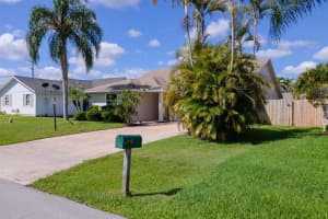 6748 SE Silverbell Ave, Stuart, FL 34997, Sold 06/28/19
