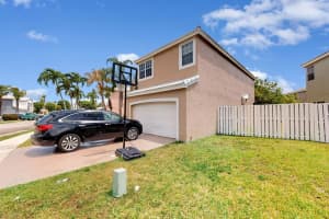 985 SW 102nd Terrace, Pembroke Pines, FL 33025, Sold 07/01/19