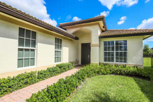 5045 Manchia Dr, Lake Worth, FL 33463, Sold 10/25/19