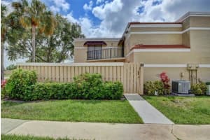 3725 Village Dr b, Delray Beach, FL 33445, Sold 12/27/19