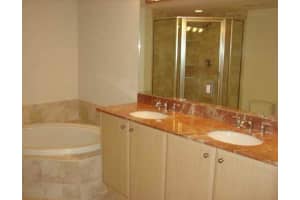 403 S Sapodilla Ave, West Palm Beach, FL 33401, Sold 07/12/19