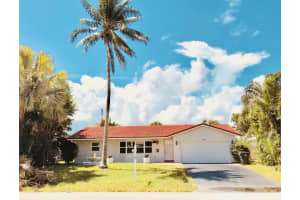 846 NW 7th St, Boca Raton, FL 33486, Sold 07/30/19