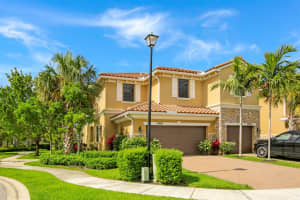 10469 Wellington Parc Dr, Wellington, FL 33449, Sold 08/15/19