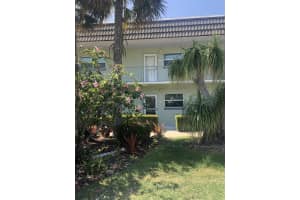 The Colonnades, 1172 Commodore Ct, Fort Pierce, FL 34949, Sold 01/17/20