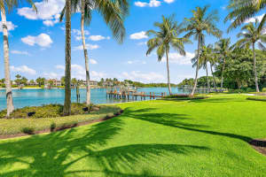 480 S Beach Rd, Hobe Sound, FL 33455, Sold 11/30/20