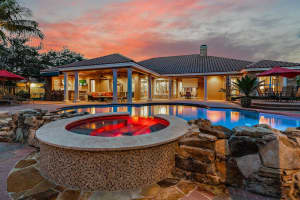 483 SE Tres Belle Cir, Stuart, FL 34997, Sold 09/24/19