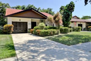 4883 Boxwood Cir, Boynton Beach, FL 33436, Sold 08/30/19